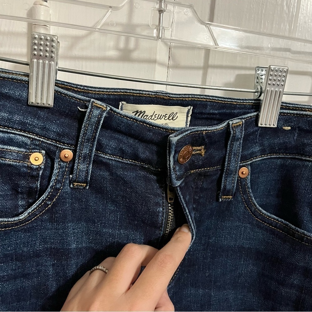 Madewell Curvy Kick Out Jeans Dark Wash 24P 24 Petite Q - Picture 2 of 11